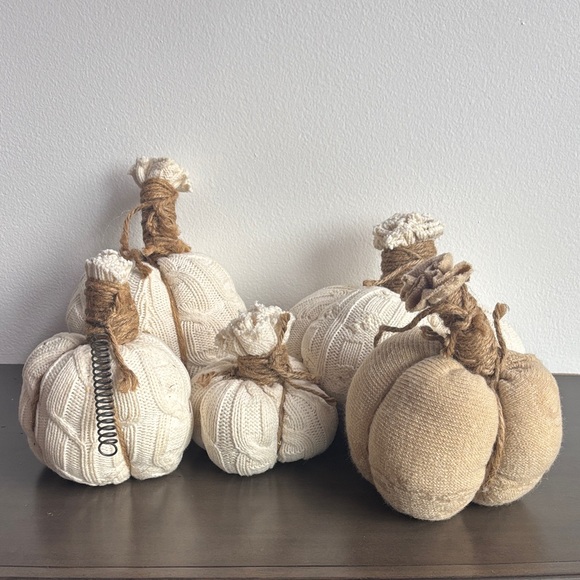 Other - Vintage Sweater Pumpkins set of 5